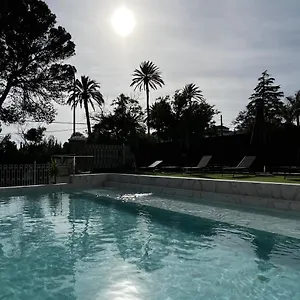 Apartment Almendros - Free Parking, Cordoba