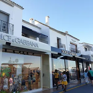 https://banus-garden.1costadelsol.com